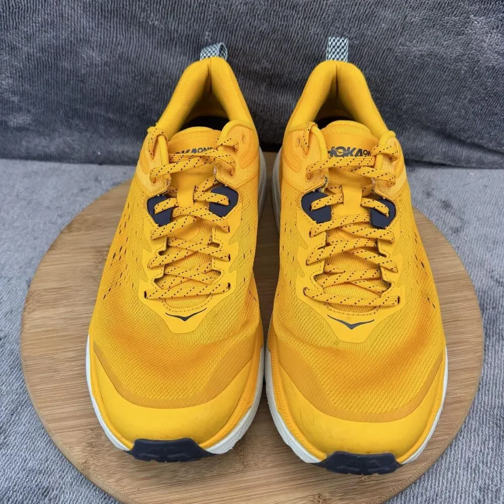 Hoka One One hoka one